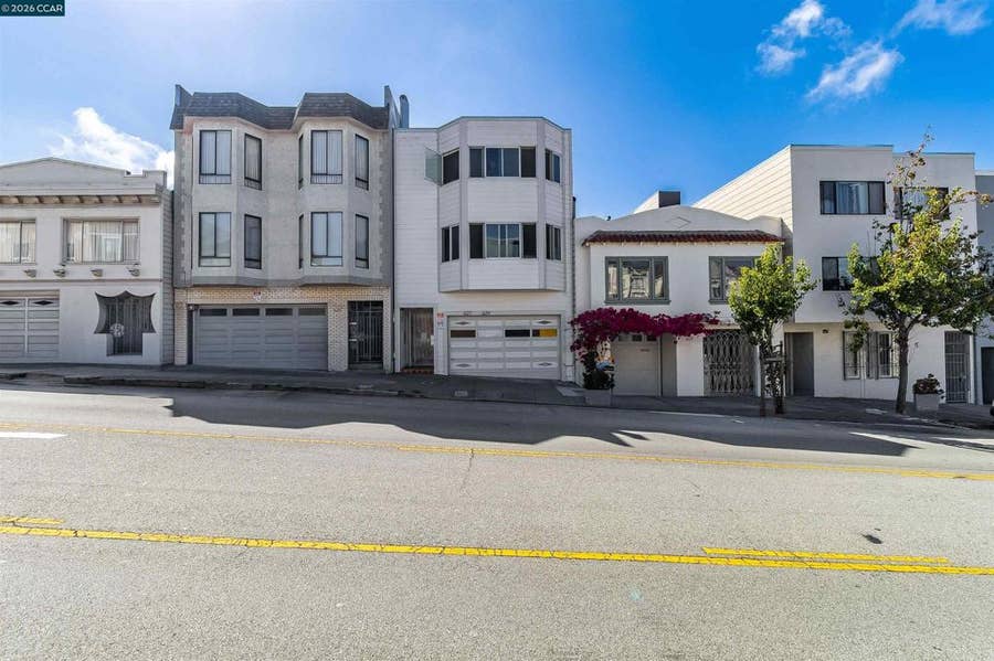 Property photo for 627 25Th Ave, San Francisco, CA