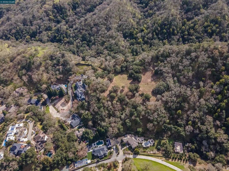 Property photo for 285 Lark Ln, Alamo, CA