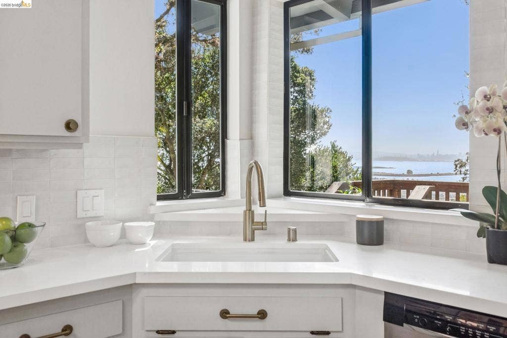 7767 Duke Ct, El Cerrito, CA 94530 7767 Duke Ct, El Cerrito, CA 94530