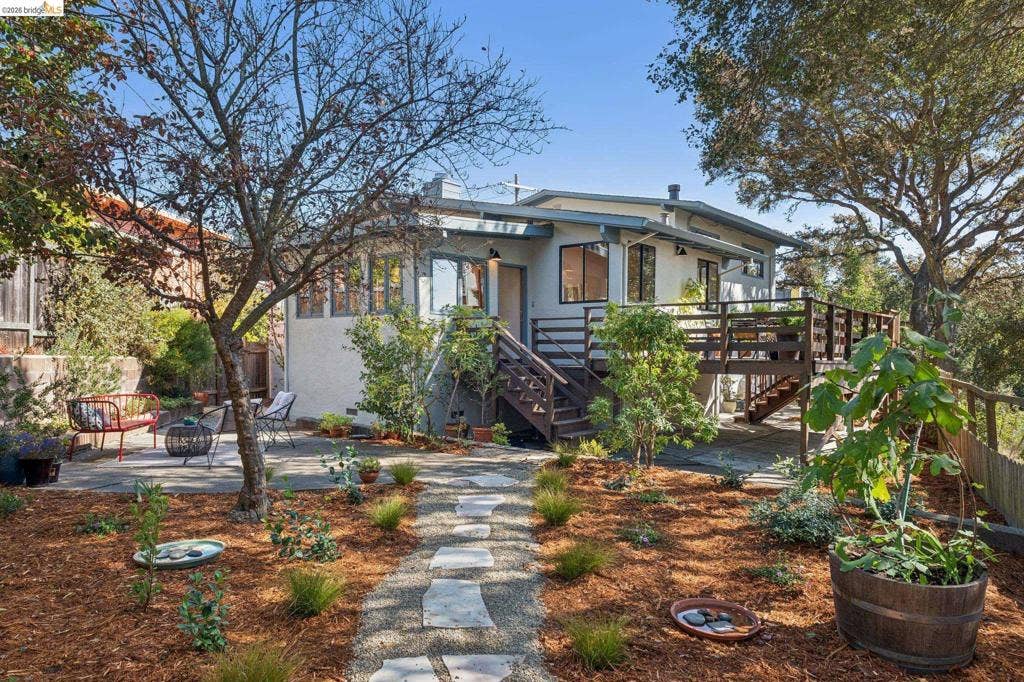7767 Duke Ct, El Cerrito, CA 94530 7767 Duke Ct, El Cerrito, CA 94530