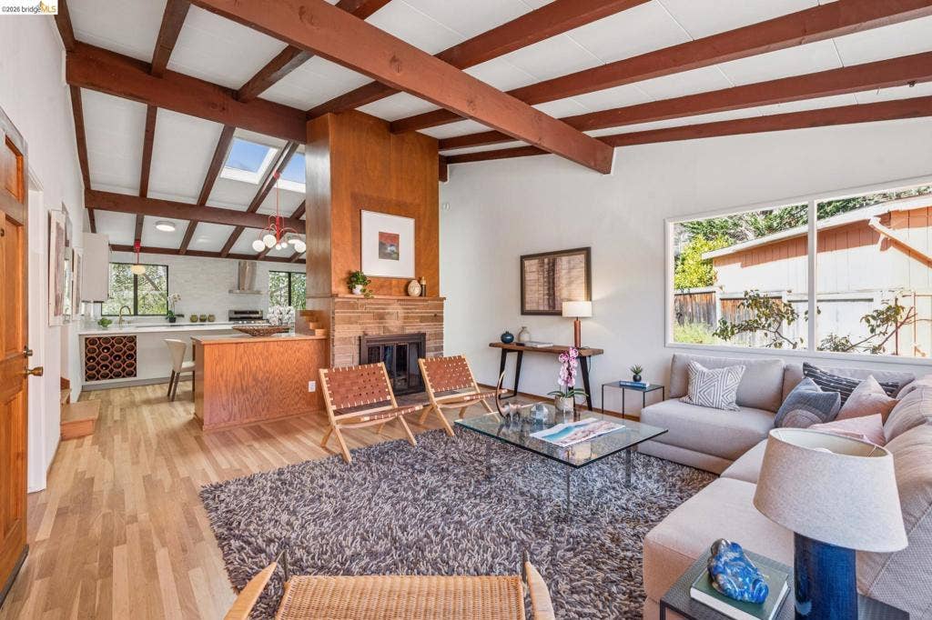 7767 Duke Ct, El Cerrito, CA 94530 7767 Duke Ct, El Cerrito, CA 94530
