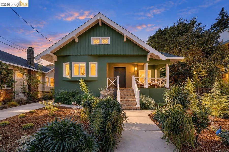 Property photo for 5671 Oak Grove Ave, Oakland, CA