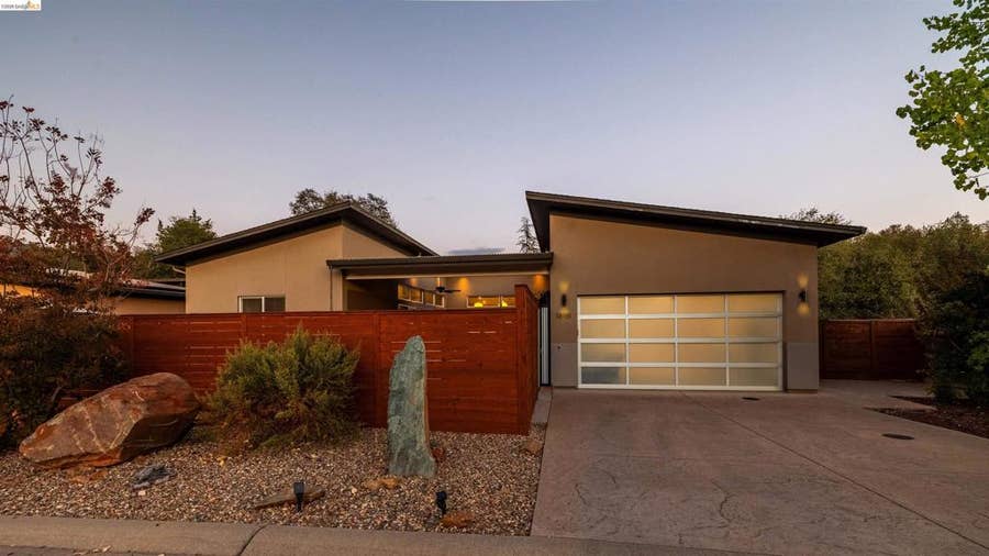 Property photo for 18981 Old Bridge Road, Jamestown, CA