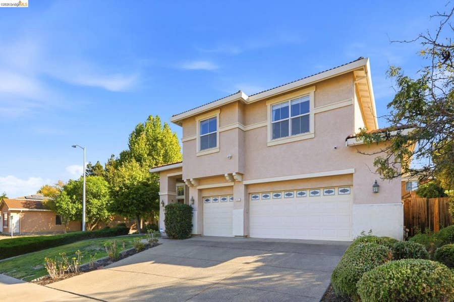 Property photo for 5012 Hawxhurst Ct, Antioch, CA