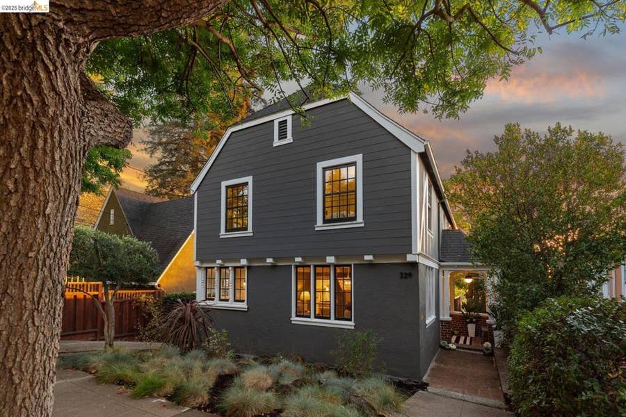 Property photo for 229 Carmel Ave, Piedmont, CA