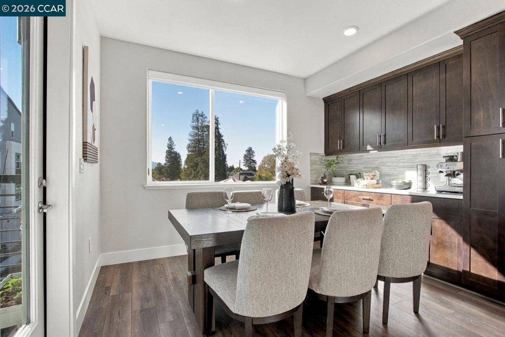 3207 Mallard Ct, #304, San Jose, CA 95117 3207 Mallard Ct, #304, San Jose, CA 95117