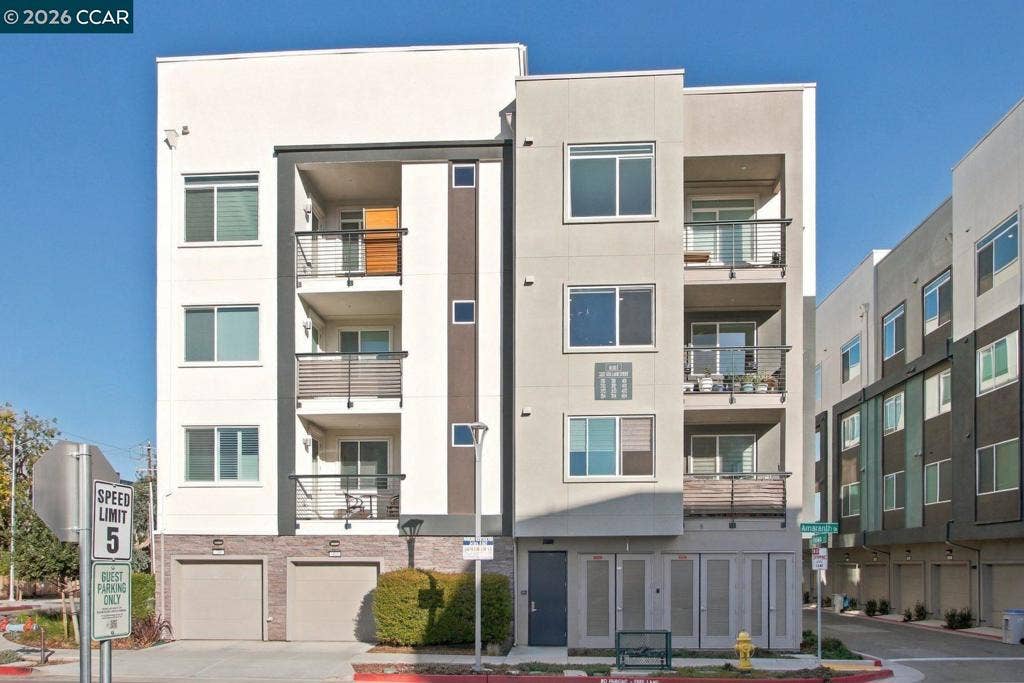 3207 Mallard Ct, #304, San Jose, CA 95117 3207 Mallard Ct, #304, San Jose, CA 95117