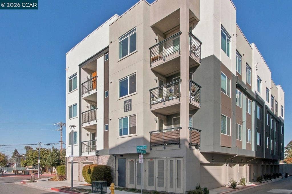3207 Mallard Ct, #304, San Jose, CA 95117 3207 Mallard Ct, #304, San Jose, CA 95117