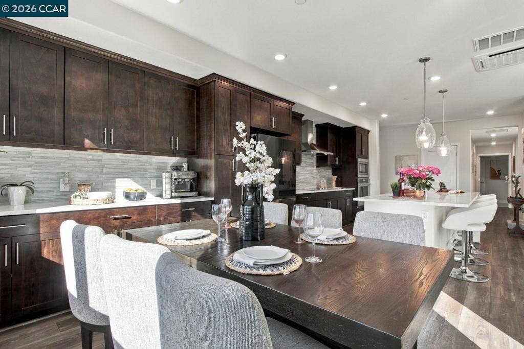 3207 Mallard Ct, #304, San Jose, CA 95117 3207 Mallard Ct, #304, San Jose, CA 95117