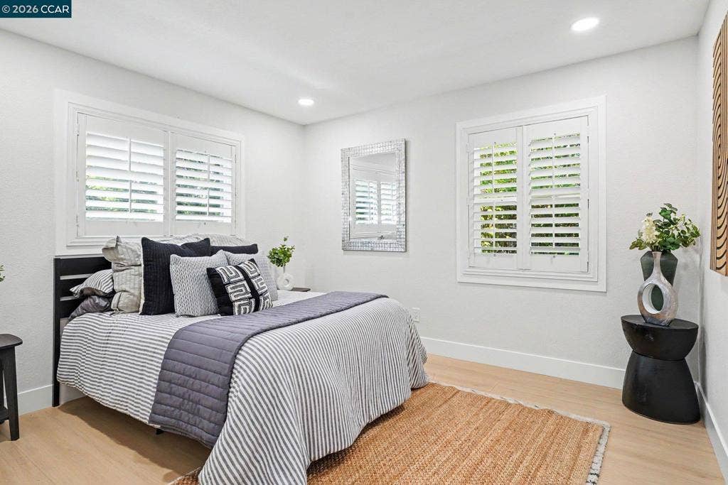 1174 Saint Francis Dr, Concord, CA 94518