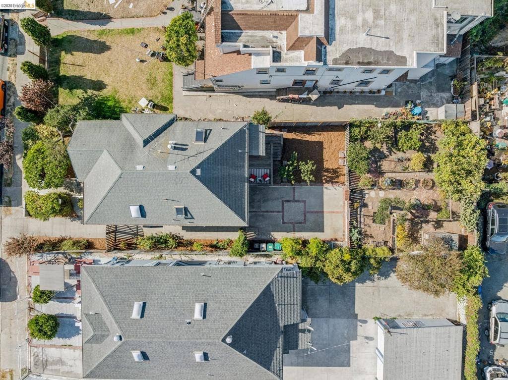 1822 E 24Th St, Oakland, CA 94606
