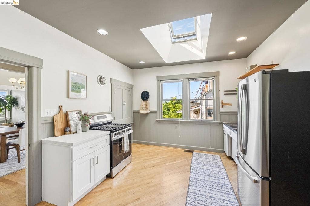 1822 E 24Th St, Oakland, CA 94606