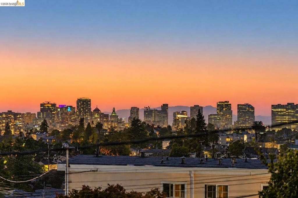 1822 E 24Th St, Oakland, CA 94606