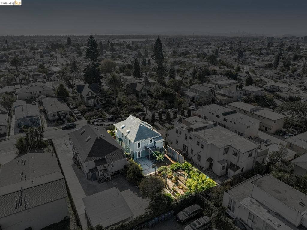 1822 E 24Th St, Oakland, CA 94606