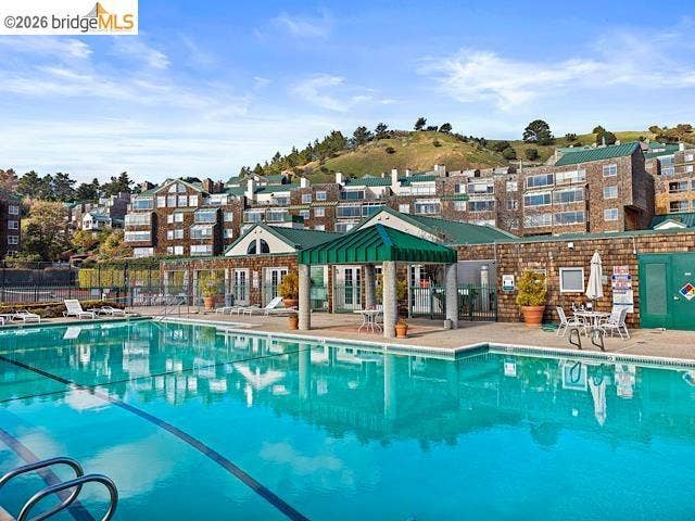 1200 Brickyard Way, #101, Richmond, CA 94801 Pool