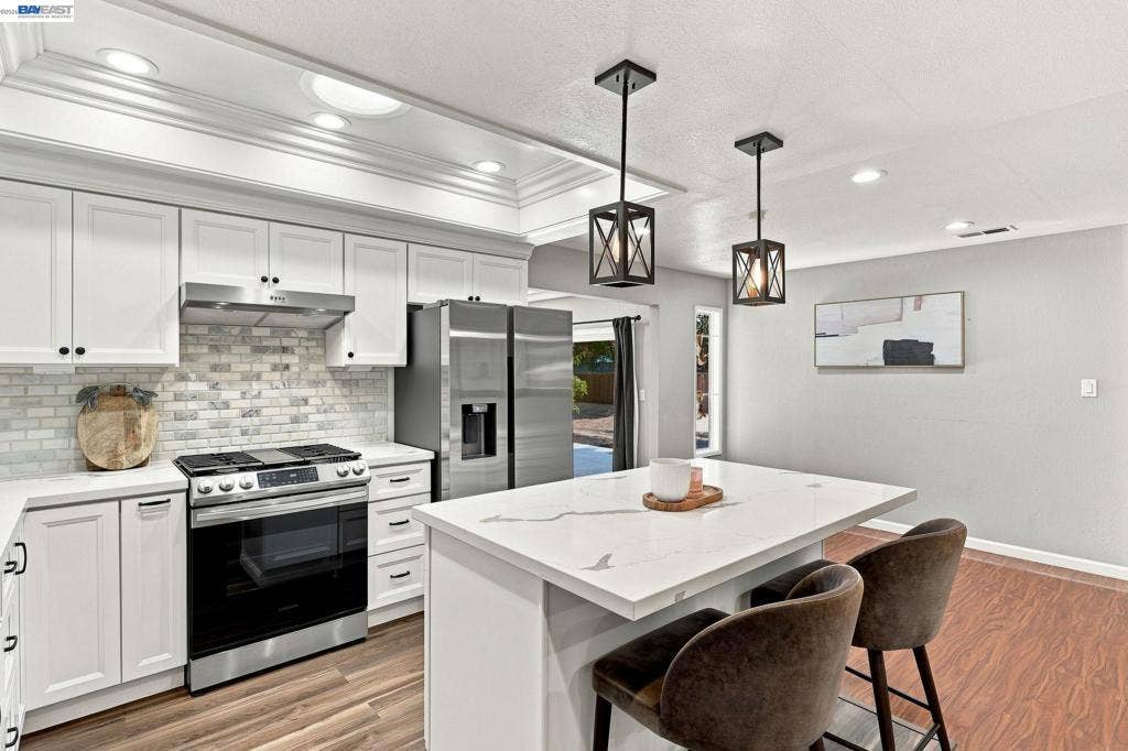 4315 Denker Dr, Pleasanton, CA 94588 4315 Denker Dr, Pleasanton, CA 94588