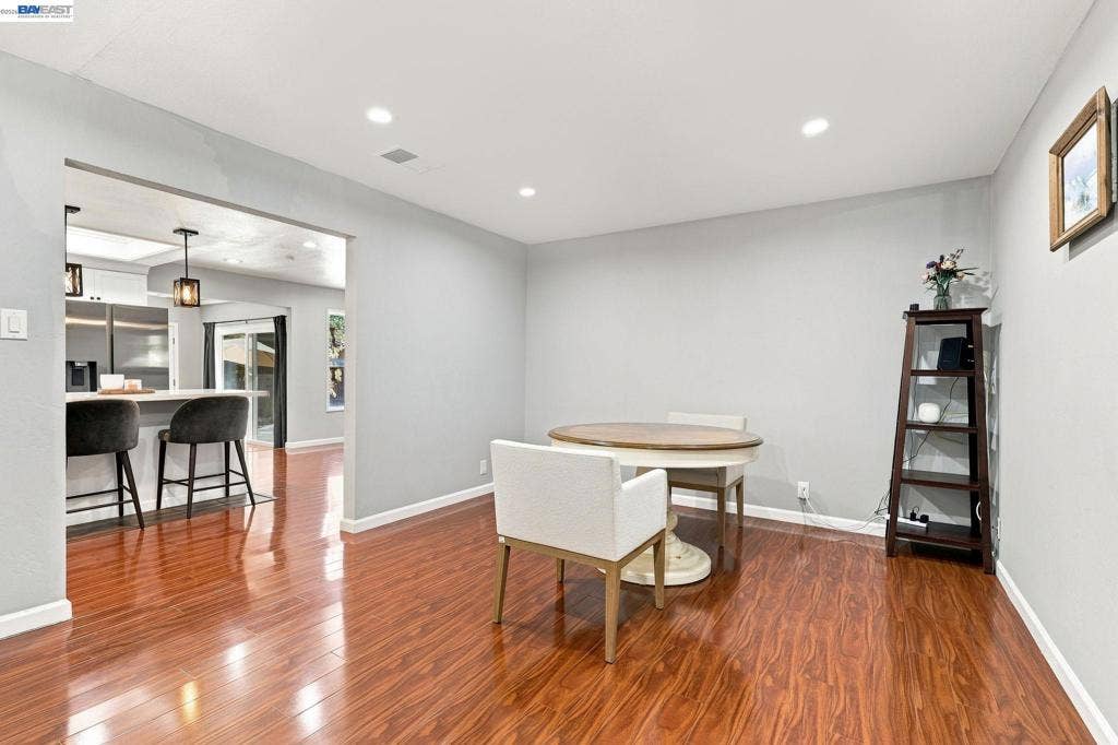 4315 Denker Dr, Pleasanton, CA 94588 4315 Denker Dr, Pleasanton, CA 94588