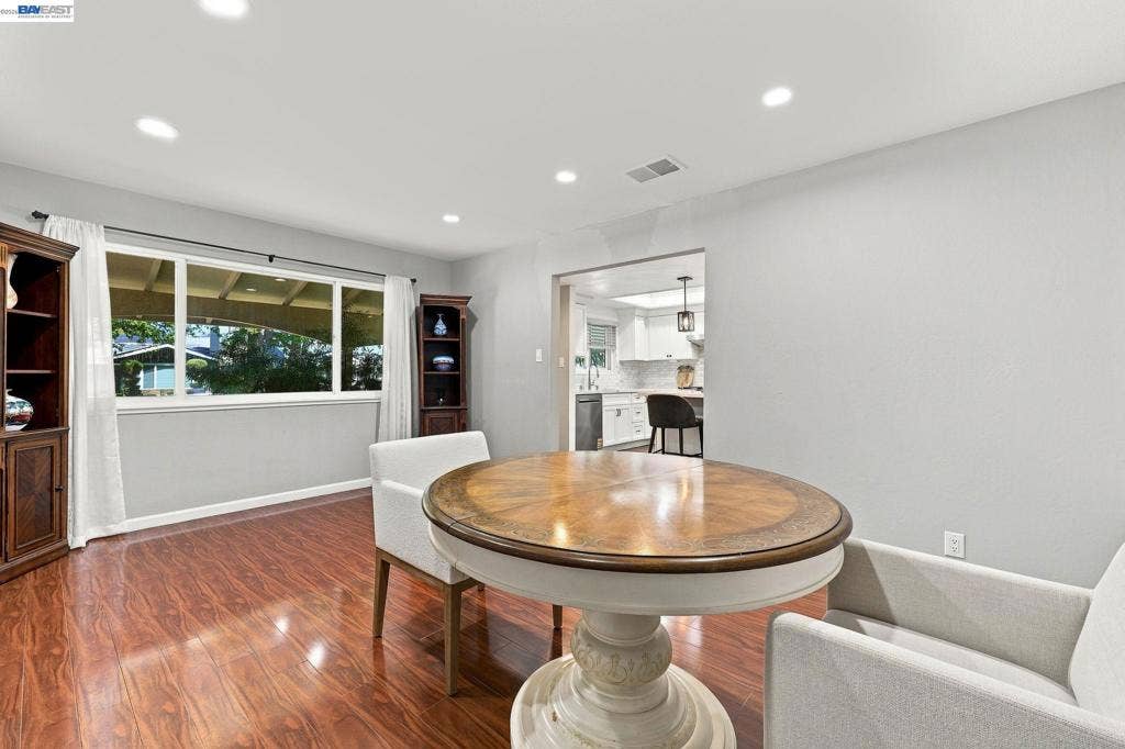 4315 Denker Dr, Pleasanton, CA 94588 4315 Denker Dr, Pleasanton, CA 94588