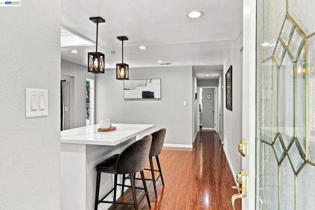 4315 Denker Dr, Pleasanton, CA 94588 4315 Denker Dr, Pleasanton, CA 94588