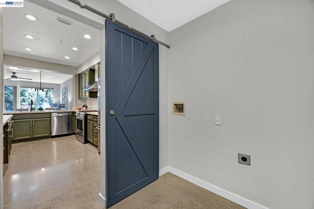 23009 Canyon Terrace Dr, #3, Castro Valley, CA 94552 23009 Canyon Terrace Dr, #3, Castro Valley, CA 94552