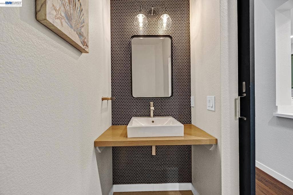 23009 Canyon Terrace Dr, #3, Castro Valley, CA 94552 23009 Canyon Terrace Dr, #3, Castro Valley, CA 94552
