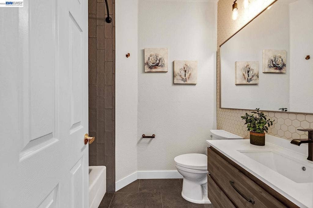 23009 Canyon Terrace Dr, #3, Castro Valley, CA 94552 23009 Canyon Terrace Dr, #3, Castro Valley, CA 94552