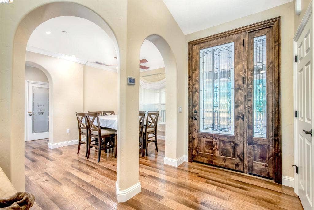 20145 Pleasantview Dr, Groveland, CA 95321-9587