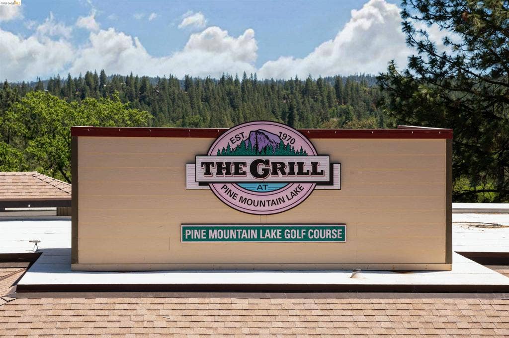 20145 Pleasantview Dr, Groveland, CA 95321-9587
