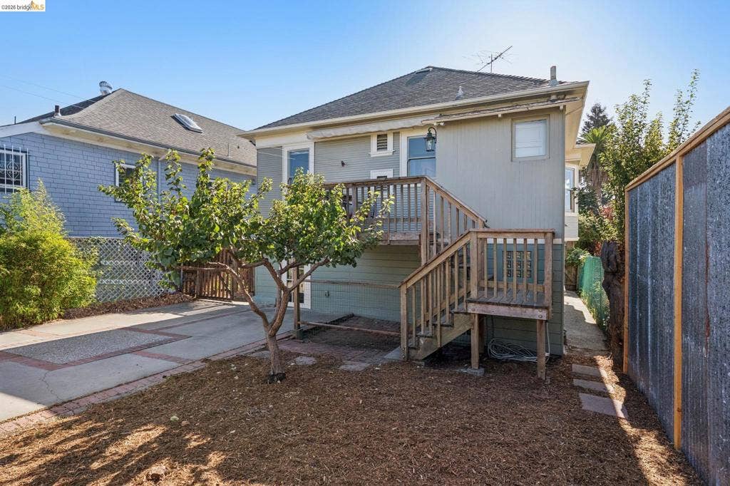1824 E 24Th St, Oakland, CA 94606