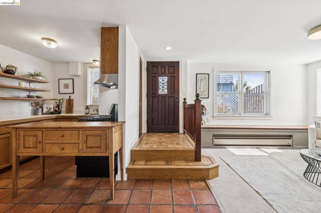 1824 E 24Th St, Oakland, CA 94606