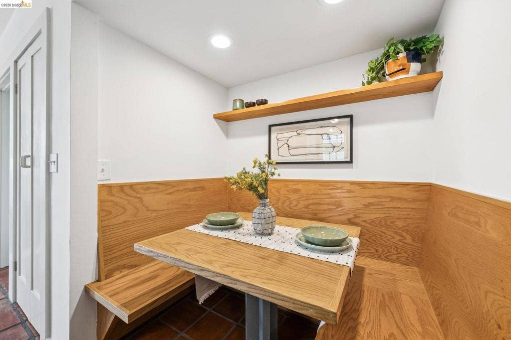 1824 E 24Th St, Oakland, CA 94606