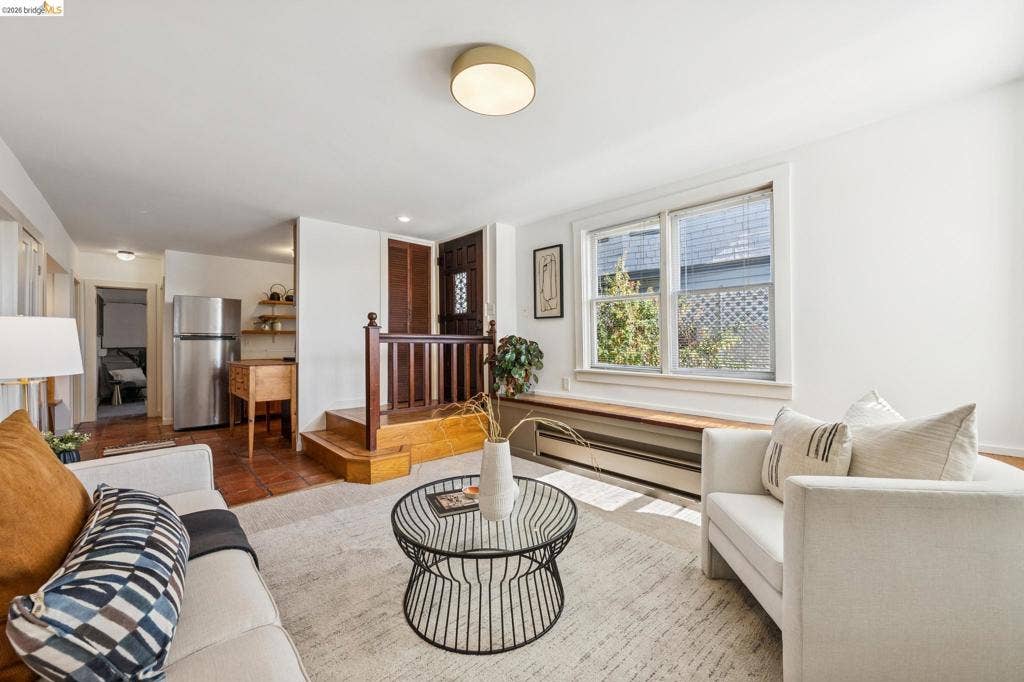 1824 E 24Th St, Oakland, CA 94606