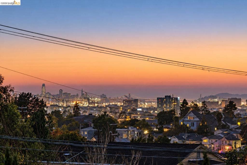 1824 E 24Th St, Oakland, CA 94606