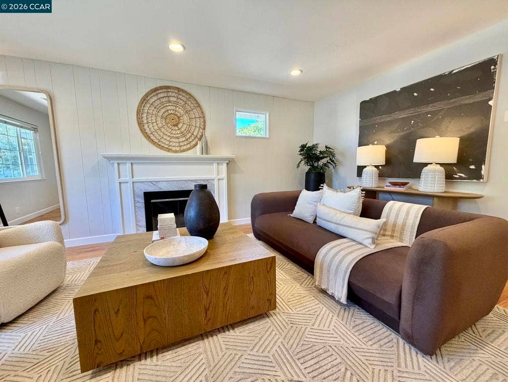 926 Sassel Avenue, Concord, CA 94518 926 Sassel Avenue, Concord, CA 94518