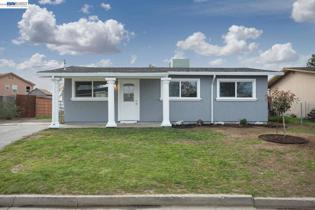 3892 Brougham Way, Olivehurst, CA 95961 3892 Brougham Way, Olivehurst, CA 95961
