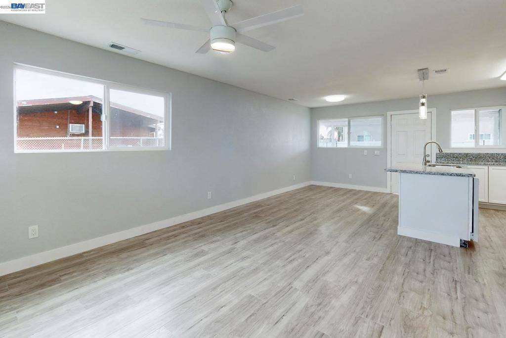 3892 Brougham Way, Olivehurst, CA 95961 3892 Brougham Way, Olivehurst, CA 95961
