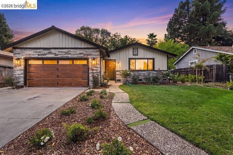 Property photo for 4421 Meadowlark Dr, Napa, CA