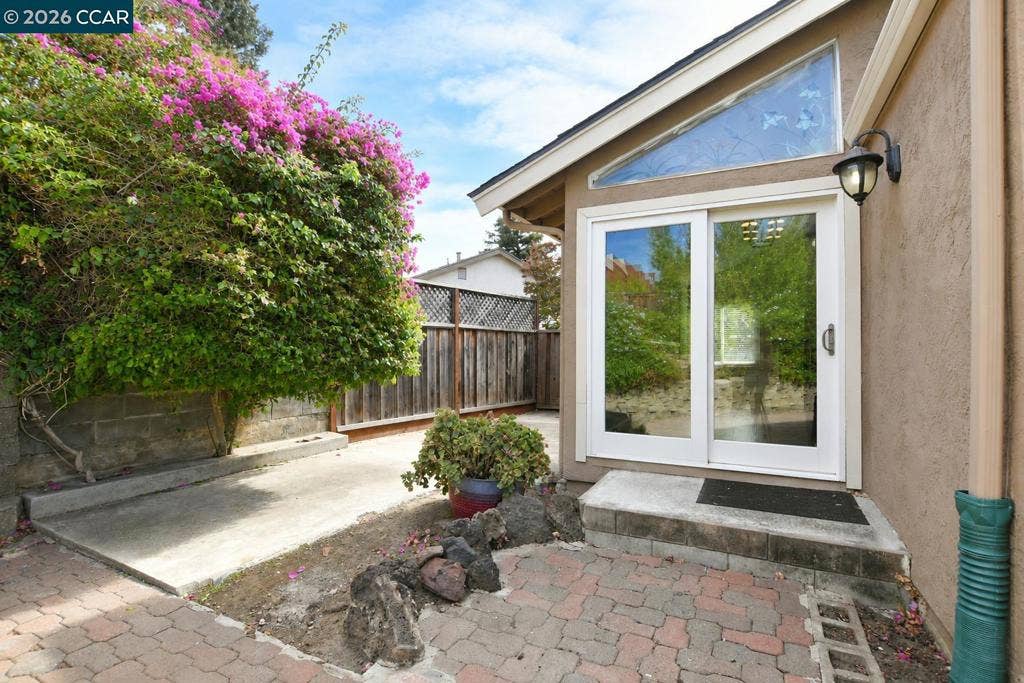 1325 New Hampshire Dr, Concord, CA 94521 1325 New Hampshire Dr, Concord, CA 94521