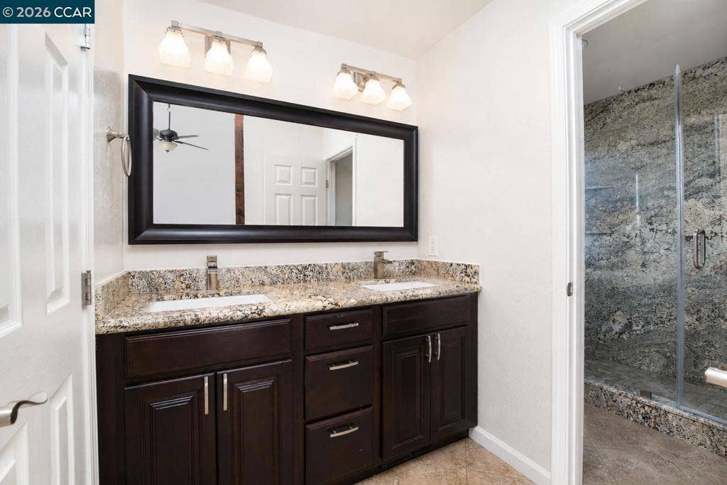 1325 New Hampshire Dr, Concord, CA 94521 Primary Bathroom