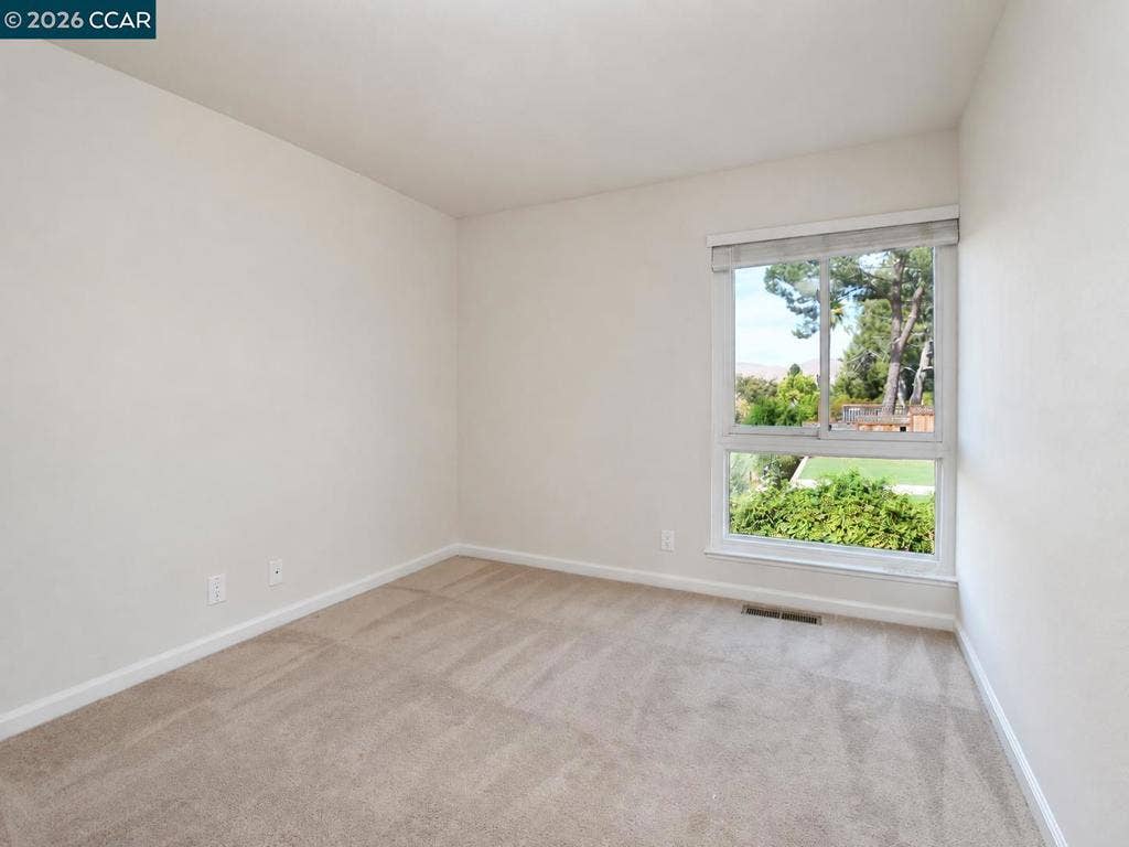 1325 New Hampshire Dr, Concord, CA 94521 1325 New Hampshire Dr, Concord, CA 94521