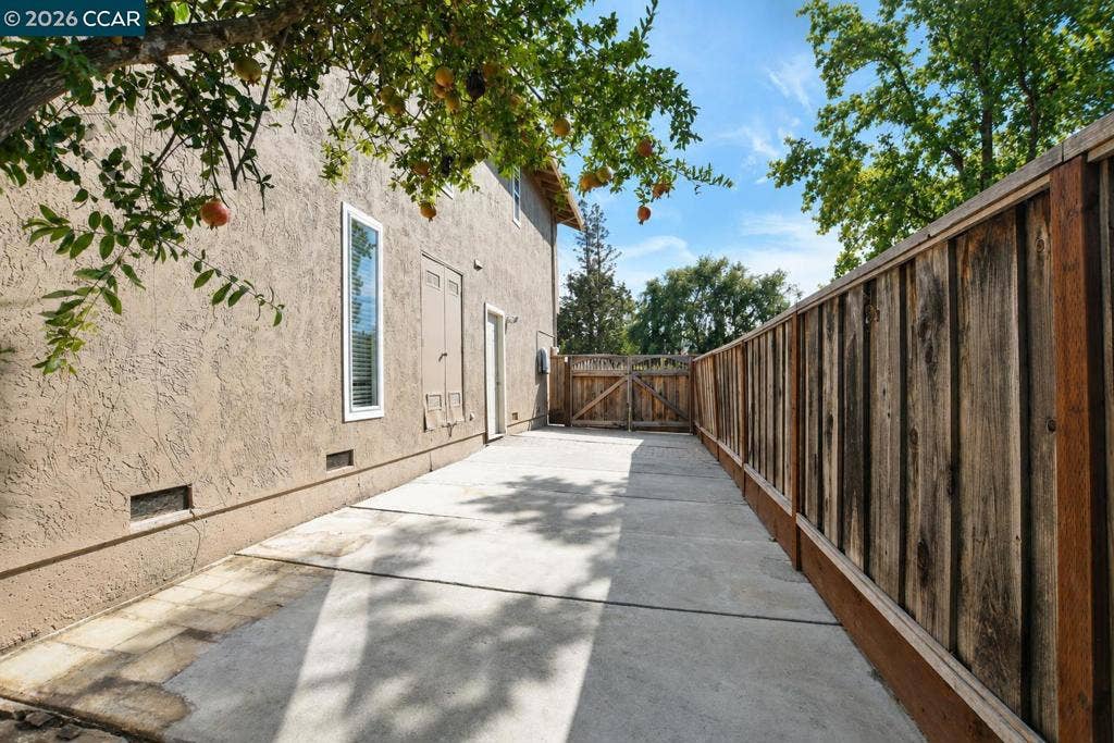 1325 New Hampshire Dr, Concord, CA 94521 1325 New Hampshire Dr, Concord, CA 94521