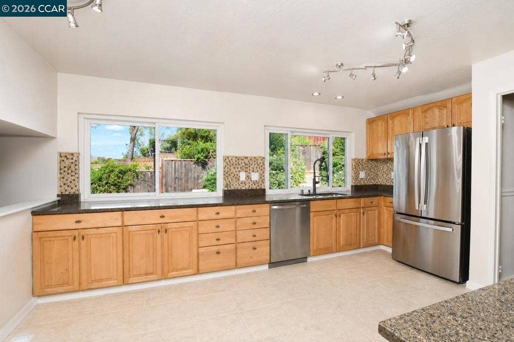 1325 New Hampshire Dr, Concord, CA 94521 1325 New Hampshire Dr, Concord, CA 94521