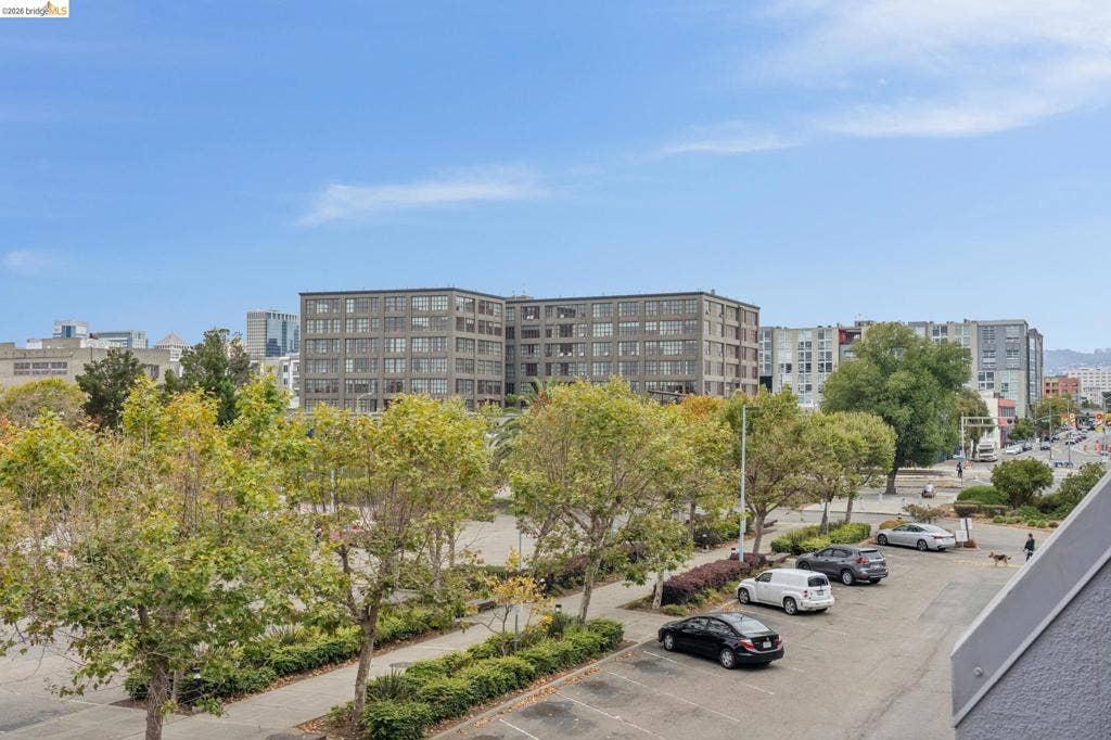 7 Embarcadero West, #207, Oakland, CA 94607 7 Embarcadero West, #207, Oakland, CA 94607