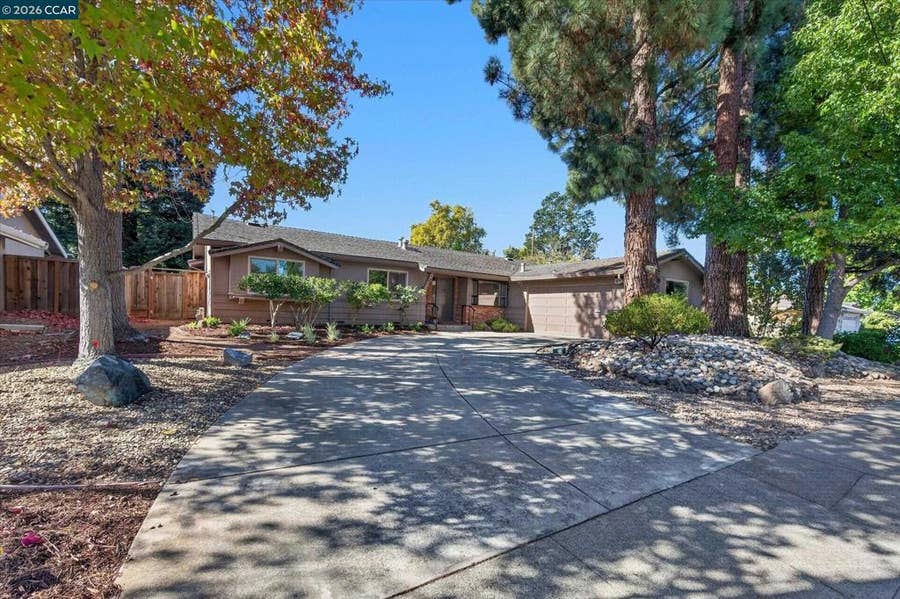 Property photo for 245 Pickering Pl, Walnut Creek, CA