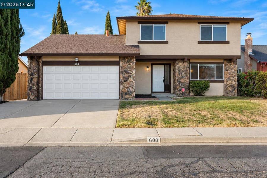Property photo for 608 White Wing Ct, Suisun City, CA