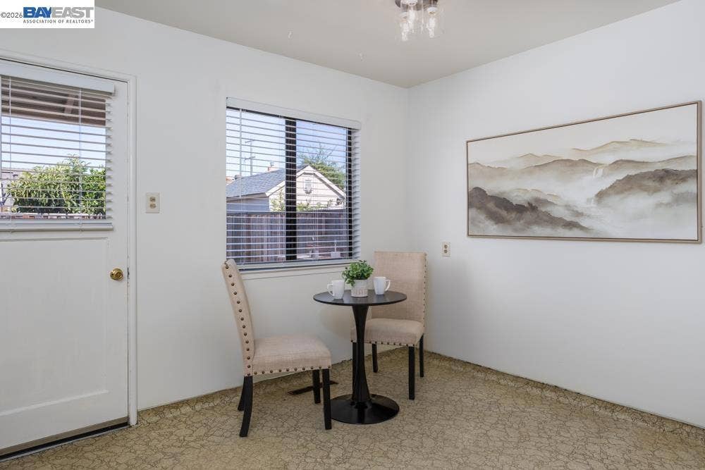 3980 Mission Way, San Leandro, CA 94578 3980 Mission Way, San Leandro, CA 94578