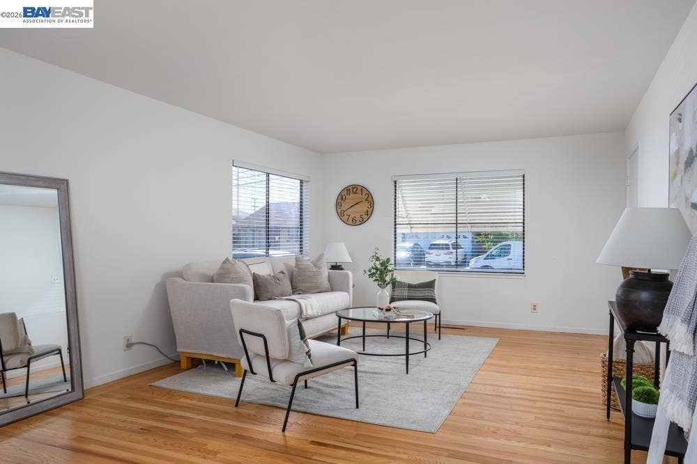 3980 Mission Way, San Leandro, CA 94578 3980 Mission Way, San Leandro, CA 94578