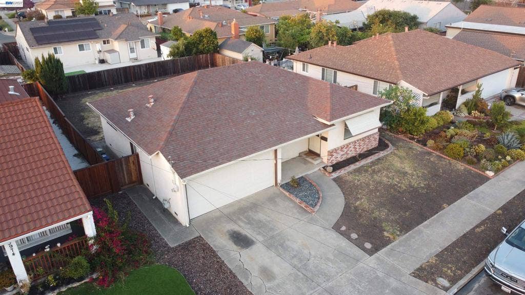3980 Mission Way, San Leandro, CA 94578 3980 Mission Way, San Leandro, CA 94578