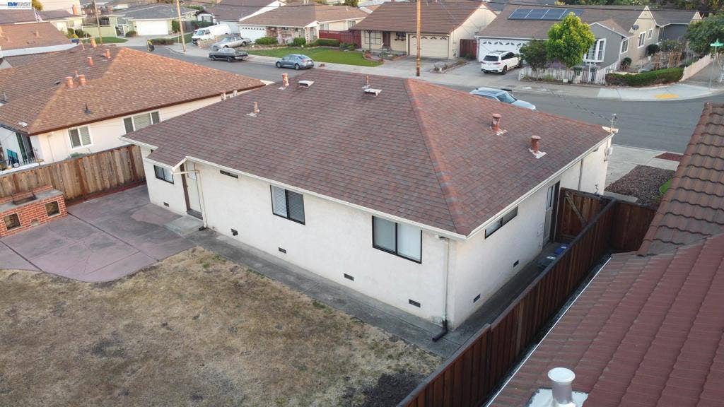 3980 Mission Way, San Leandro, CA 94578 3980 Mission Way, San Leandro, CA 94578
