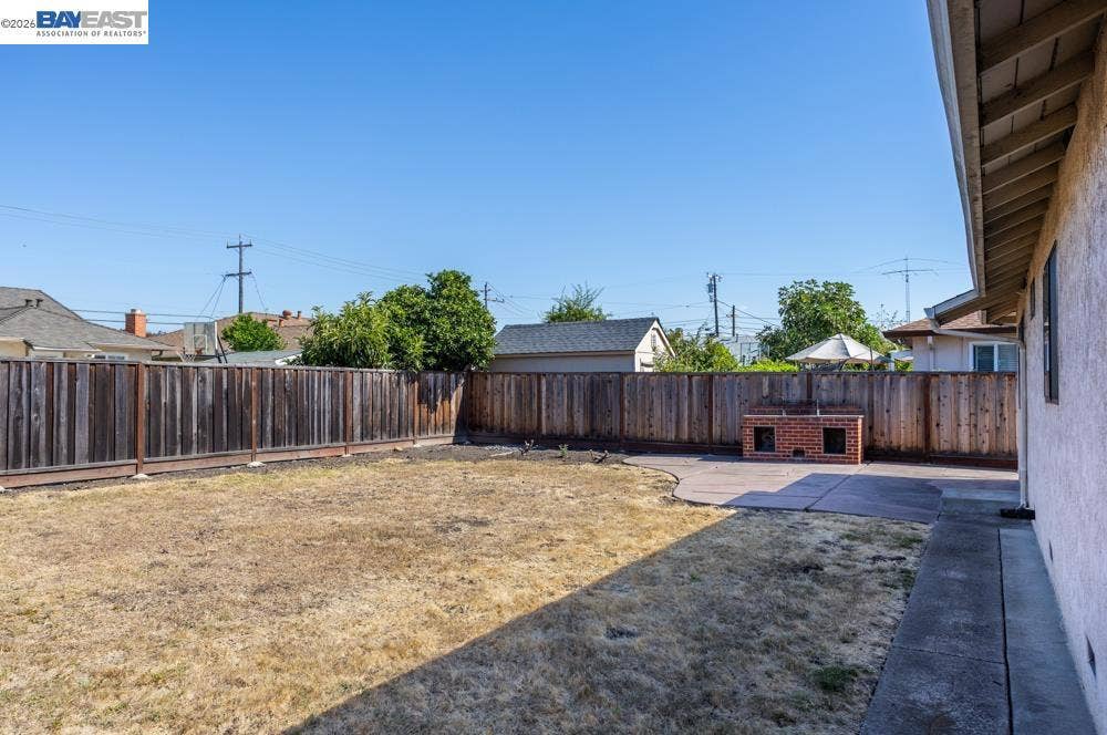 3980 Mission Way, San Leandro, CA 94578 3980 Mission Way, San Leandro, CA 94578